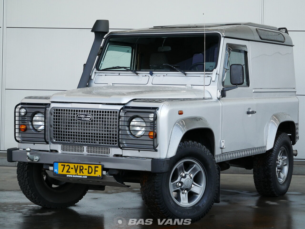 Land Rover Defender 2 5 Td5 00 Leichte Nutzfahrzeuge Bas Vans