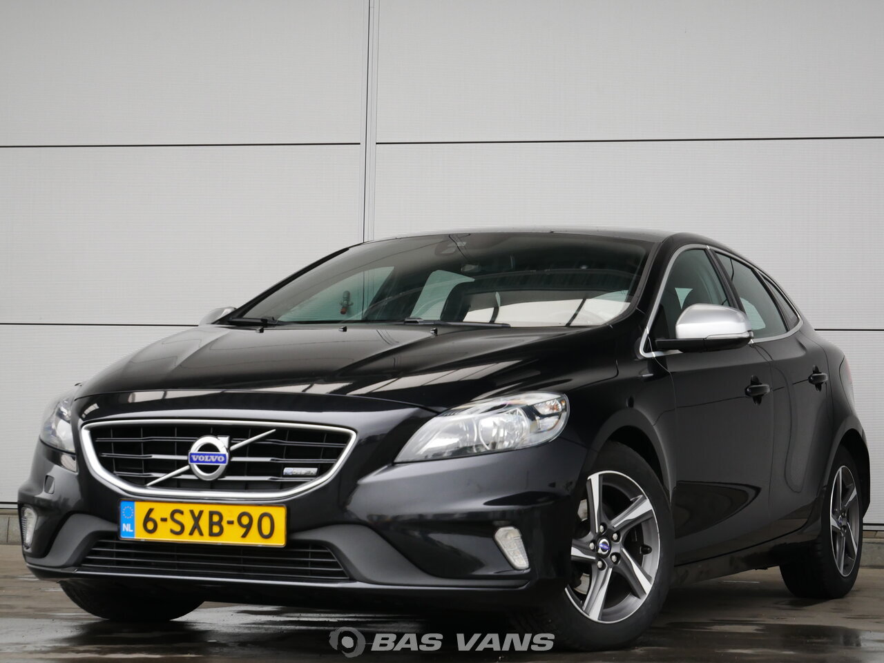 Volvo V40 1 6 D2 R Design 13 Kleinwagen Pkw Bas Vans